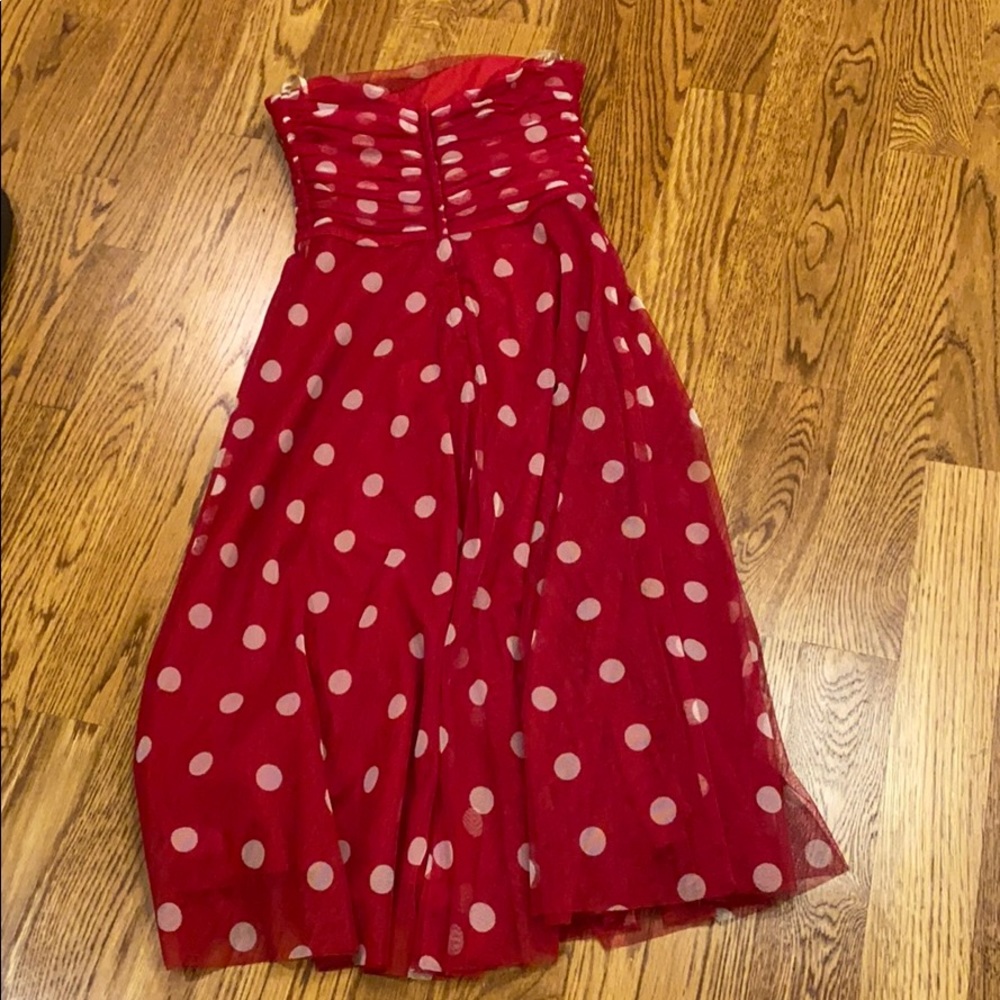 Authentic BCBG Max Azria strapless Midi Dress